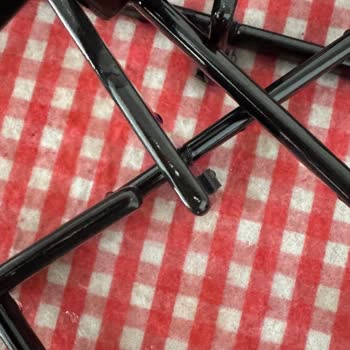 Bosch Ocakta Erken Çizilme Ve Lekeler İçin Garanti Kapsamında Çözüm Talebi