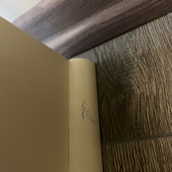 Teşhir Ürünü Gönderildi, Kusurlu Ve Kirli Yatak Odası Takımı Mağduriyeti