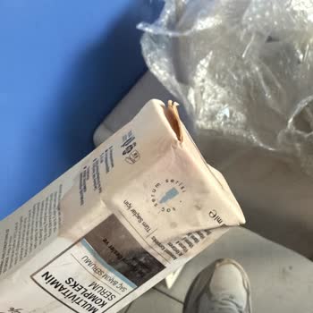 Hasarlı Ürün Teslimatı Ve Yetersiz Müşteri Hizmeti