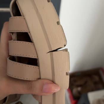 Aynı Sorunlu Sandaletlere Farklı İşlem Uygulanması Ve Mağduriyet