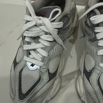 Ayakkabılarım Temizlik Sonrası Renk Değiştirdi, Sorunum Çözülmedi