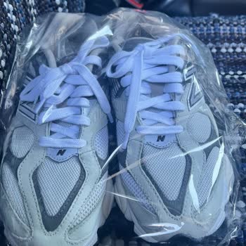 Ayakkabılarım Temizlik Sonrası Renk Değiştirdi, Sorunum Çözülmedi