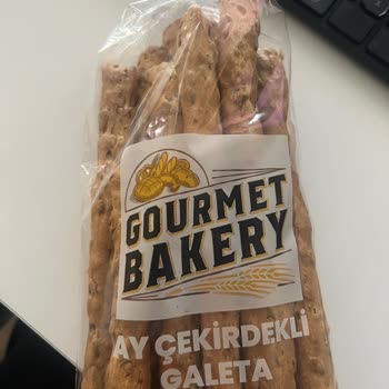 Aldığım Galetadan Canlı Kurtlar Çıktı, Hijyen Konusunda Hayal Kırıklığı Yaşadım