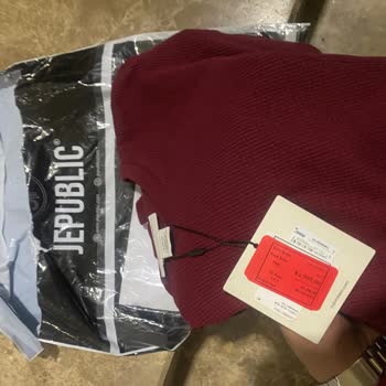 Yanlış Ürün Gönderimi Ve Kampanya Fiyatından Aldığım Montun Teslim Edilmemesi