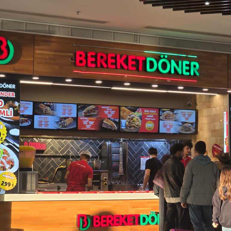 Axis AVM Bereket Dönerde Dondurulmuş Kıyma Döner Ve İlgisiz Personel Deneyimi