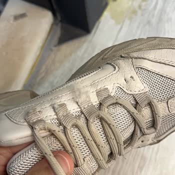 Kısa Sürede Deforme Olan Ayakkabı İçin Garanti Ve İade Sorunu