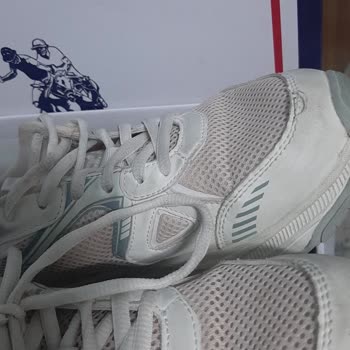 Kısa Sürede Dikişleri Sökülen Ayakkabının Değişimi Reddedildi