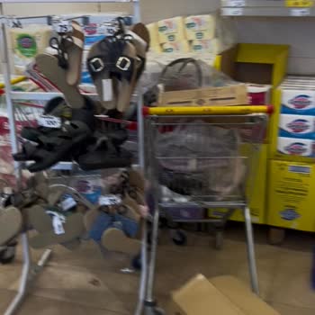 Alışveriş Arabalarının Yokluğu Alışverişimi Zorlaştırdı, Mağdur Oldum