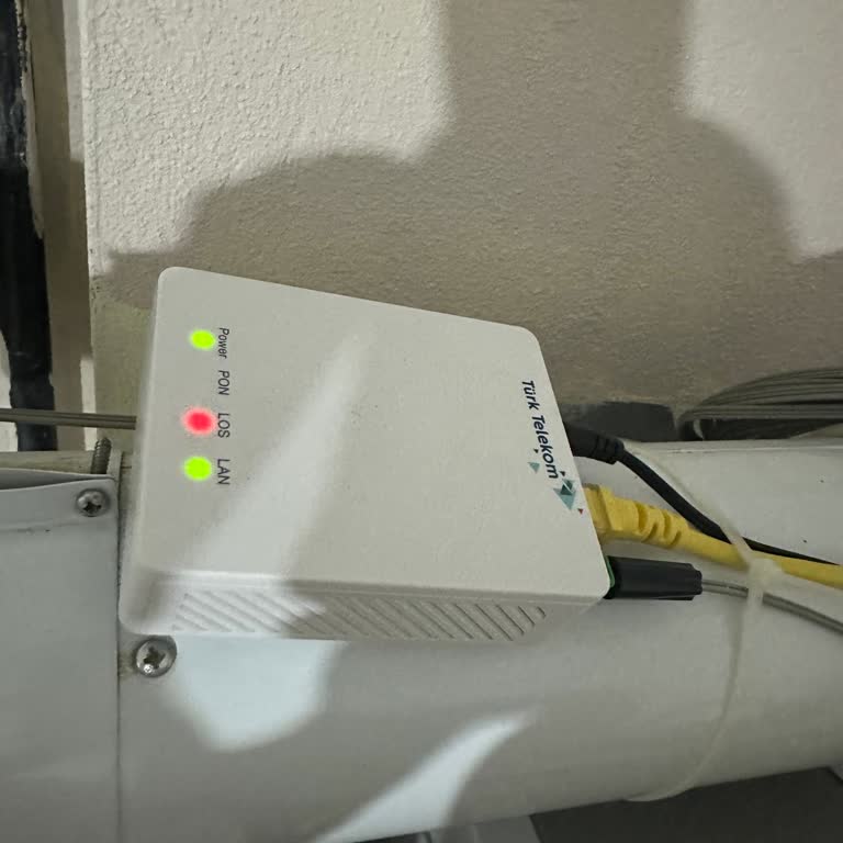 Dört Gündür Süren İnternet Kesintisi Ve Yetersiz Müşteri Hizmetleri Nedeniyle Mağduriyet