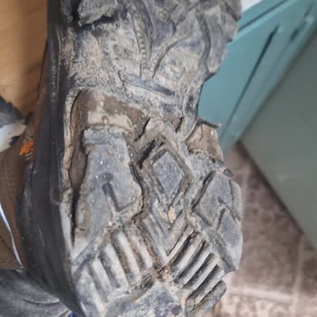 Satın Aldığım İş Ayakkabısı 3 Gün İçinde Parçalandı, Müşteri Hizmetlerine Ulaşamıyorum