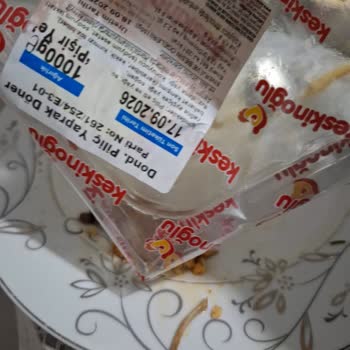 Dondurulmuş Tavuk Dönerde Kemik Parçası Dişimi Kırıyordu