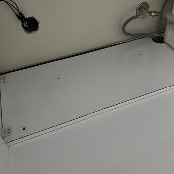 Yetkili Servis Kurulumu Sonrası Musluk Bağlantısı Sorunu Nedeniyle Dolabım Zarar Gördü