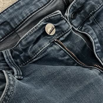 Mavi Kot Pantolonum Hızla Deforme Oldu, Değişim Talep Ediyorum