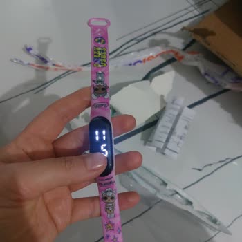 LCW'den Aldığım Dijital Saatler Kırık Ve Kalitesiz Geldi, Müşteri Hizmetleri Yardımcı Olmadı