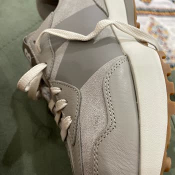 Aldığım Ayakkabı Hasarlı Ve Eksik Belgelerle Gönderildi!