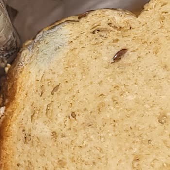 UNO Ekmeklerinde Süregelen Küf Ve Koku Problemleri: Acil Kalite Kontrol Gerekiyor