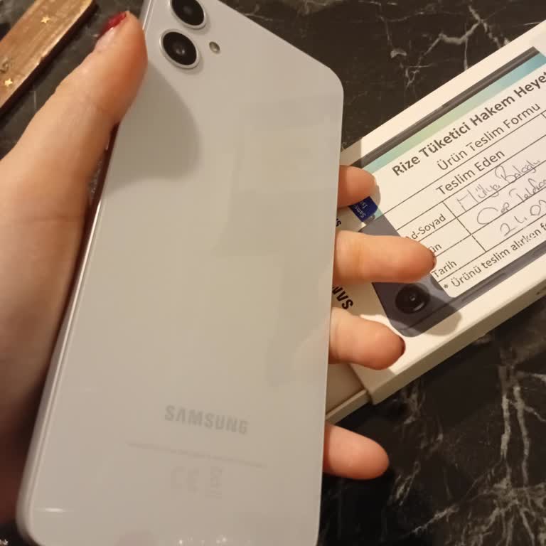Aldığım İki Samsung Telefonda Sürekli Arıza Ve Turkcell'in İlgisizliği