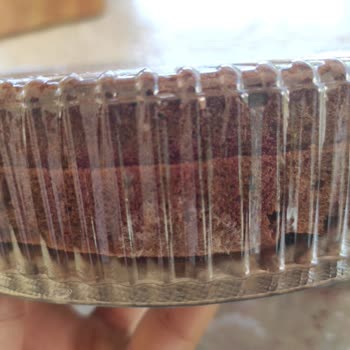 BİM'den Aldığım Pasta Tabanı Küflü Çıktı, Mağduriyet Yaşadım