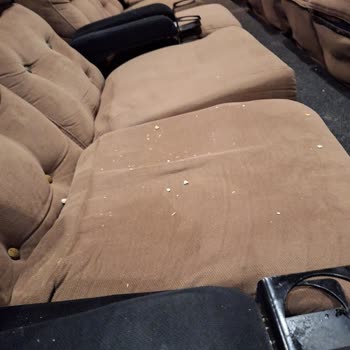 Sinema Salonunun Kötü Temizliği Ve İade Talebim