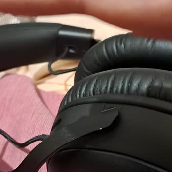 Yeni Alınan Kulaklıkta Boya Atması Ve Değişim Sürecinde Yaşanan Zorluk