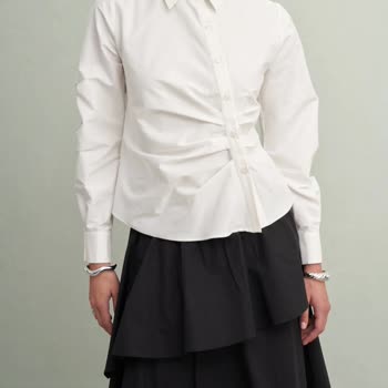 Stokta Olmayan Ürün Satışı Ve Yanlış Ürün Gönderimi Sonrası İlgisiz Müşteri Hizmetleri