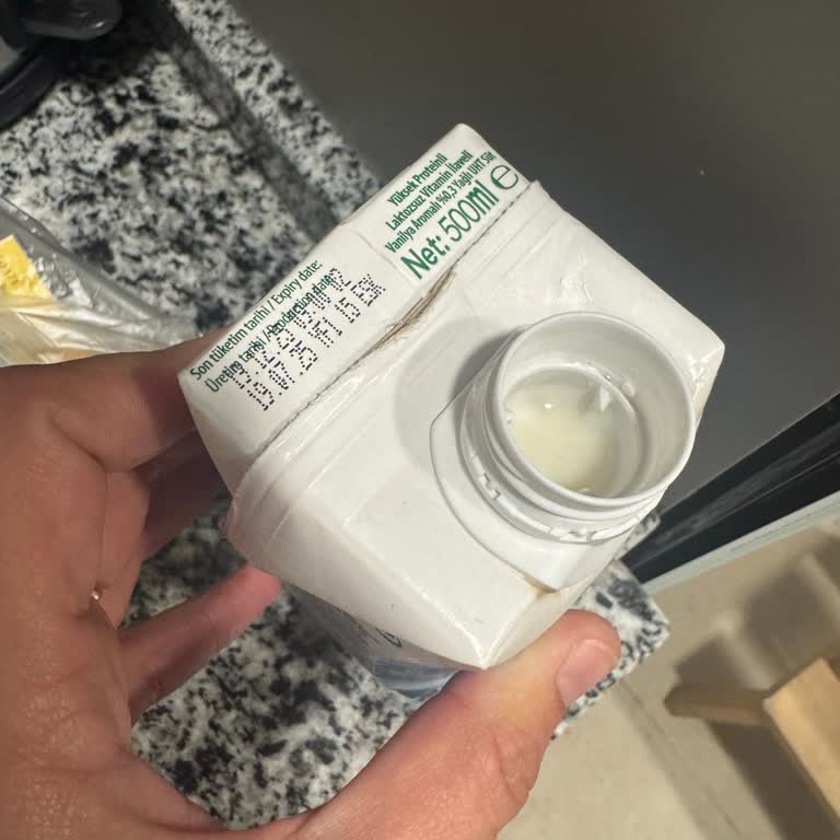 Son Kullanma Tarihi Geçmemiş Süt Ekşimiş Çıktı