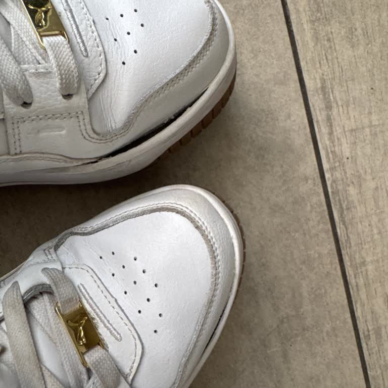 Kısa Sürede Deforme Olan Ayakkabı İçin Mağduriyetin Giderilmesini Talep Ediyorum