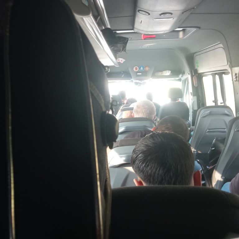 Biletli Koltuğumdan Kaldırılıp Arka Koltukta Mağdur Edildim