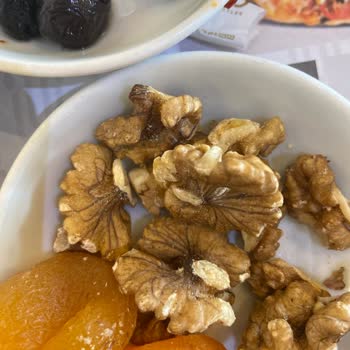 Mado Maltepe Şubesinde Bayat Ve Soğuk Kahvaltı Hayal Kırıklığı