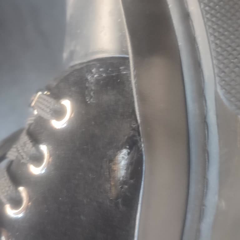 Bir Ayda Yırtılan Ayakkabıya Ret Ve Yetersiz Açıklama