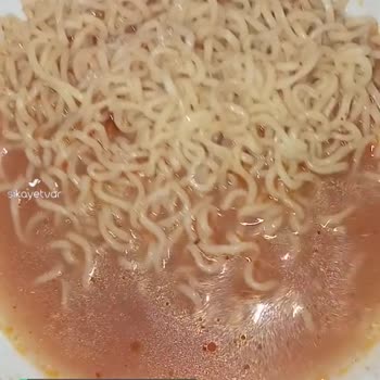 indomie Noodle'den Böcek Çıktı!