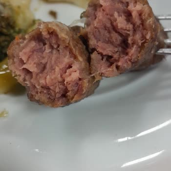 KYK Yurdu Yemeklerinde Sürekli Çiğ Ve Yetersiz Pişirme Sorunu