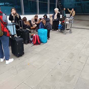 Pegasus Flight Delayed Four Hours With No Help or Explanation