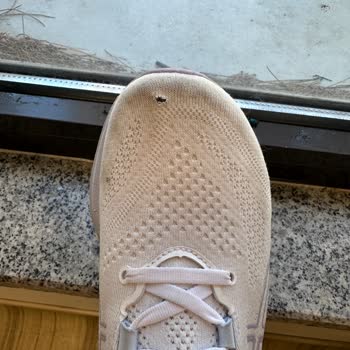 Intersport Yeni Alınan Asics Ayakkabının Kısa Sürede Yırtılması