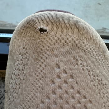 Intersport Yeni Alınan Asics Ayakkabının Kısa Sürede Yırtılması