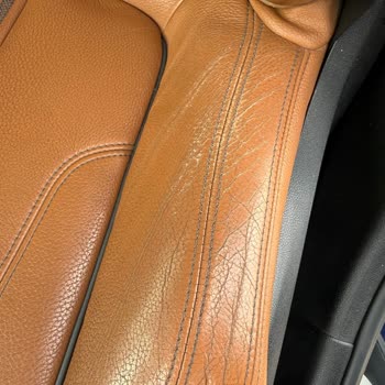BMW 520d Araçta Kapı Kolu Ve Koltuk Minderinde Erime Sorunu