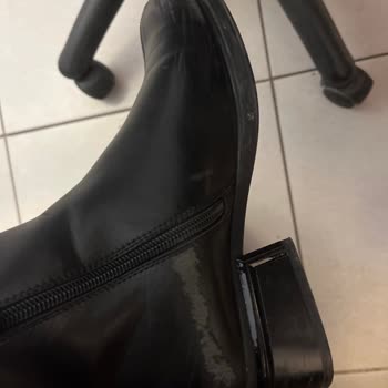 Kısa Sürede Deforme Olan Deri Bot İçin Değişim Talebi