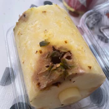 Migros Hemen Siparişimde Bozuk Ananas Ve Tarihi Geçmiş Kekler Teslim Edildi