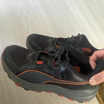 Yeni Alınan Ayakkabının Tabanından Sürekli Ses Gelmesi Mağduriyet Yaratıyor