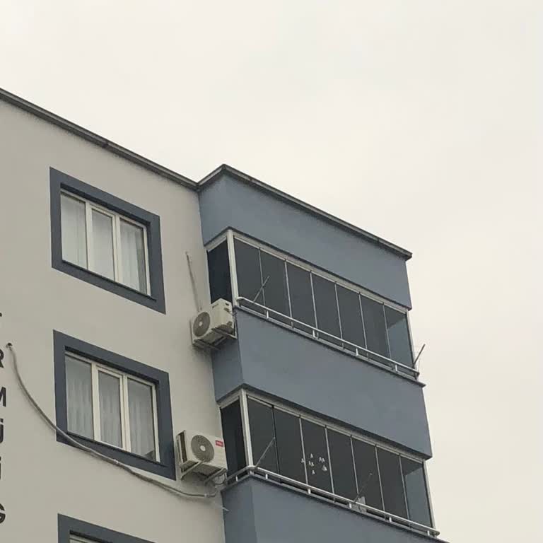 Klimanın Dış Ünitesi Yanlış Yere Takıldı, Ek Ücret Alındı!