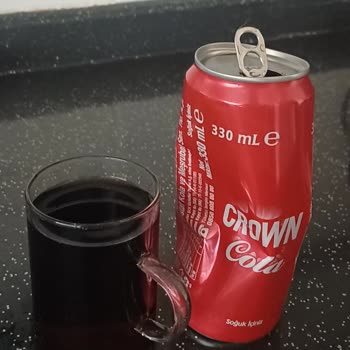 Kristal Kola Kutusu Eksik Dolu Ve Bozuk Çıktı, Açıklama Bekliyorum