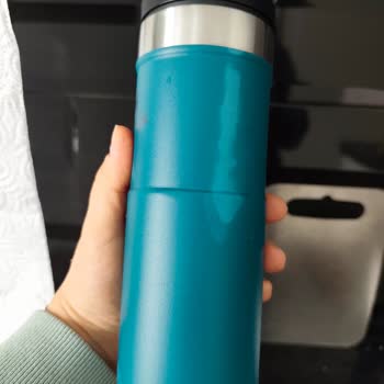 Stanley Termosumda Kalıcı Renk Değişimi Ve Çözüm Sunulmaması