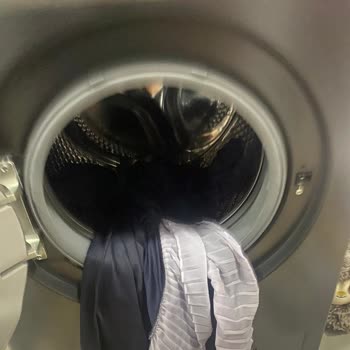 Yıkama Talimatı Eksikliği Ve Ürün Zararında Yetersiz Mağaza İlgisi