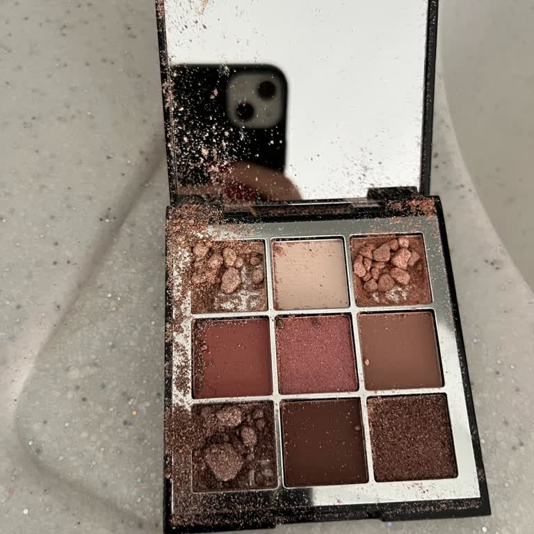 Gratis Online Siparişimde Kırık Far Paleti Mağduriyeti