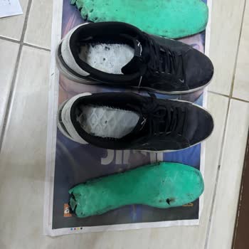 Kısa Sürede Parçalanan Ayakkabı Hayal Kırıklığı