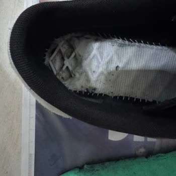 Kısa Sürede Parçalanan Ayakkabı Hayal Kırıklığı