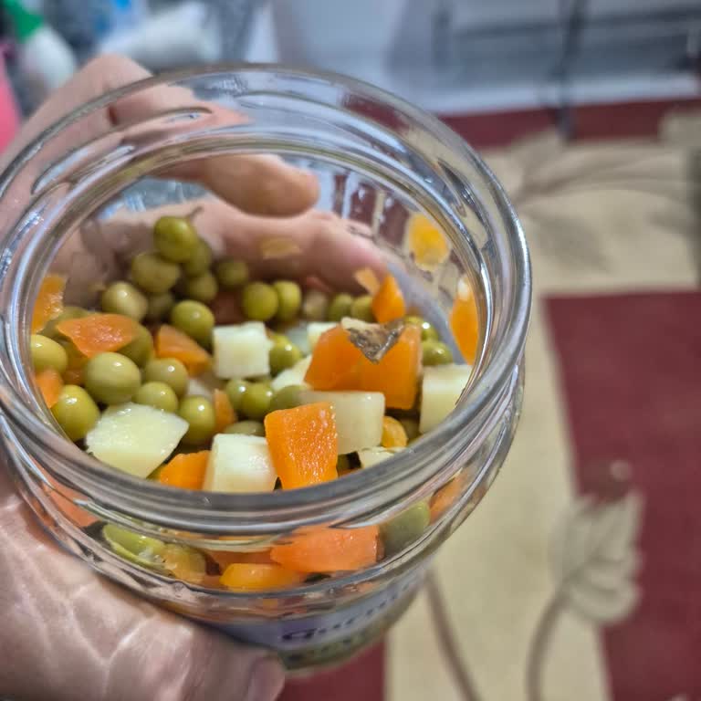 Aldığım Garnitürde Şüpheli Ve Kötü Görünümlü Patateslerle Karşılaştım