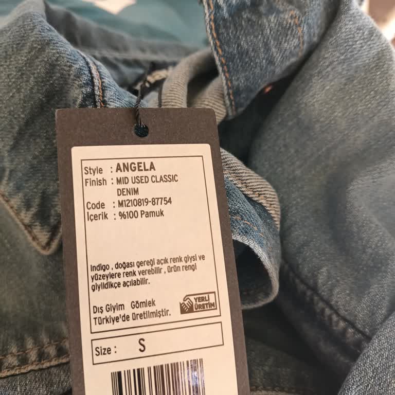 Kullanılmamış Gömleğin Düğmesi Kırıldı, Değişim Veya Yedek Parça Talebi