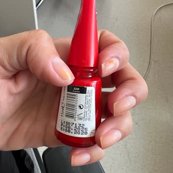 Flormar Jelly Look Oje Tırnaklarımda Sararma Ve Leke Yaptı