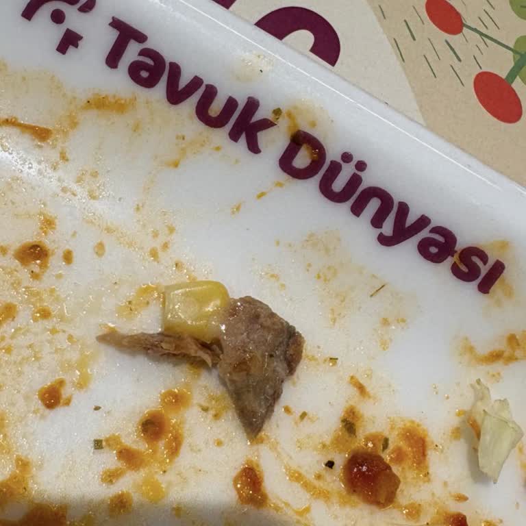 Balçova Kipa Şubesinde Yavaş Servis Ve Tehlikeli Kemik Parçası Sorunu